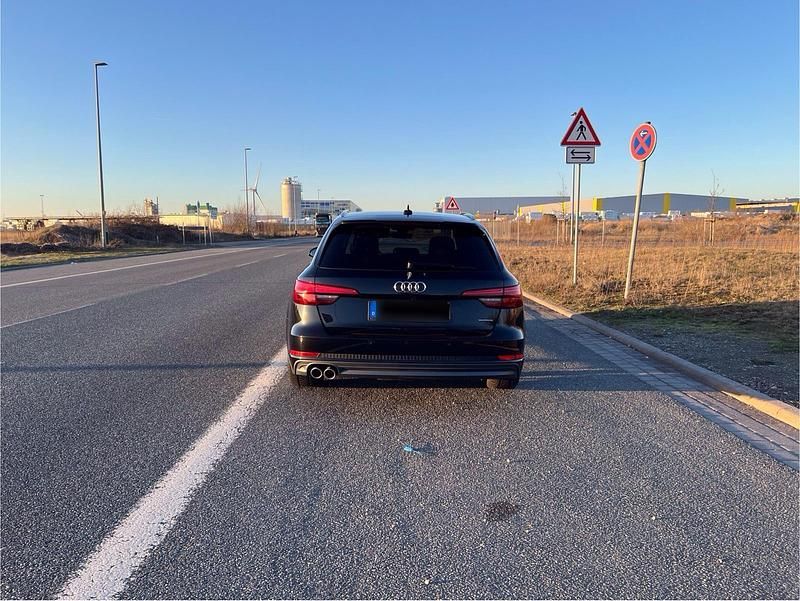 Gebraucht Audi A4 S-Line 190 PS (139 kW) 2017 Schwarz Kombi