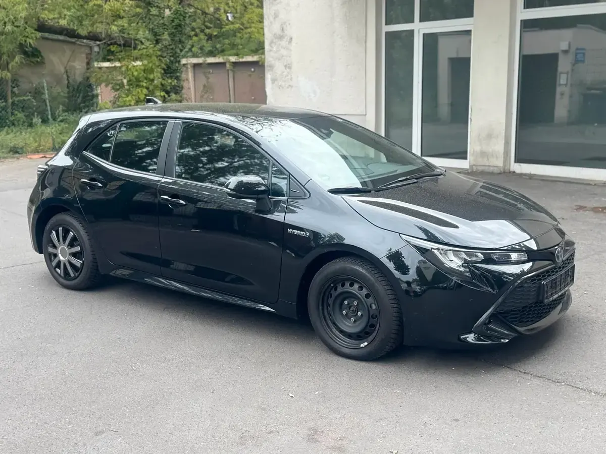 Gebraucht Toyota Corolla 98 PS (72 kW) 2020 Schwarz Limousine
