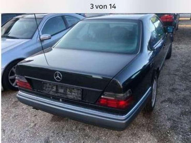 Gebraucht Mercedes E320 220 PS (161 kW) 1996 Schwarz Coupé