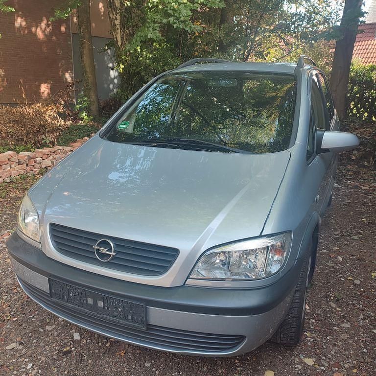 Grau Gebraucht 2003 Opel Zafira Elegance Van / Kleinbus | 800 € (Superpreis) - Bild 1/4
