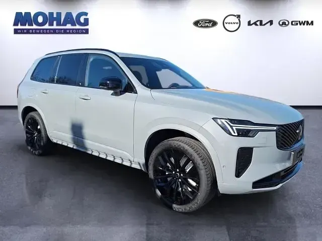 Neu Volvo XC90 Plus 456 PS (335 kW) 2026 Grau SUV