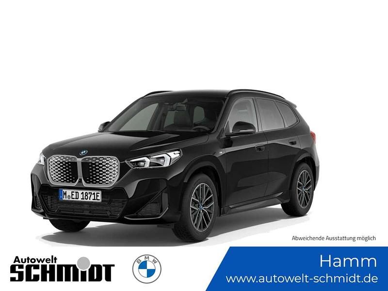 Saphirschwarz Neu 2025 BMW iX1 M Sport SUV | 49.999 € (Fairer Preis) - Bild 1/4