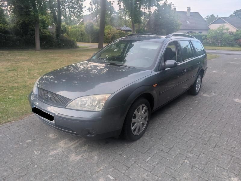 Blau Gebraucht 2002 Ford Mondeo Kombi | 1.250 € (Etwas zu teuer) - Bild 1/4