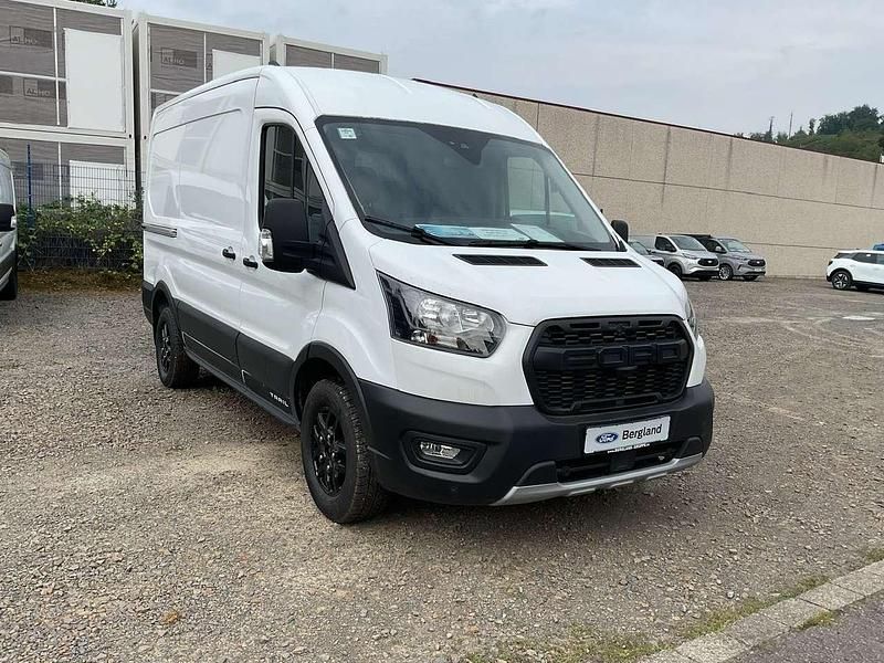 Neu Ford Transit 131 PS (96 kW) 2025 Lackierung "frostweiss" weiß Van