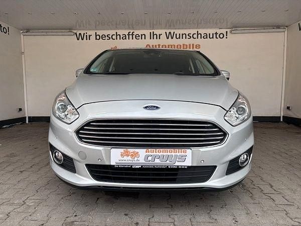 Gebraucht Ford S-MAX Business Edition 150 PS (110 kW) 2017 Silber Van / Kleinbus