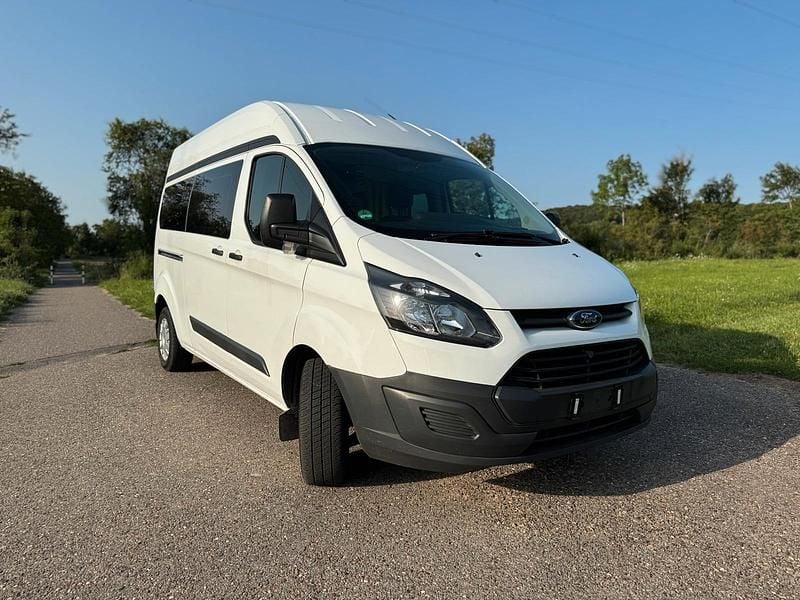 Weiß Gebraucht 2015 Ford Transit Custom Van / Kleinbus | 11.700 € (Guter Preis) - Bild 1/4