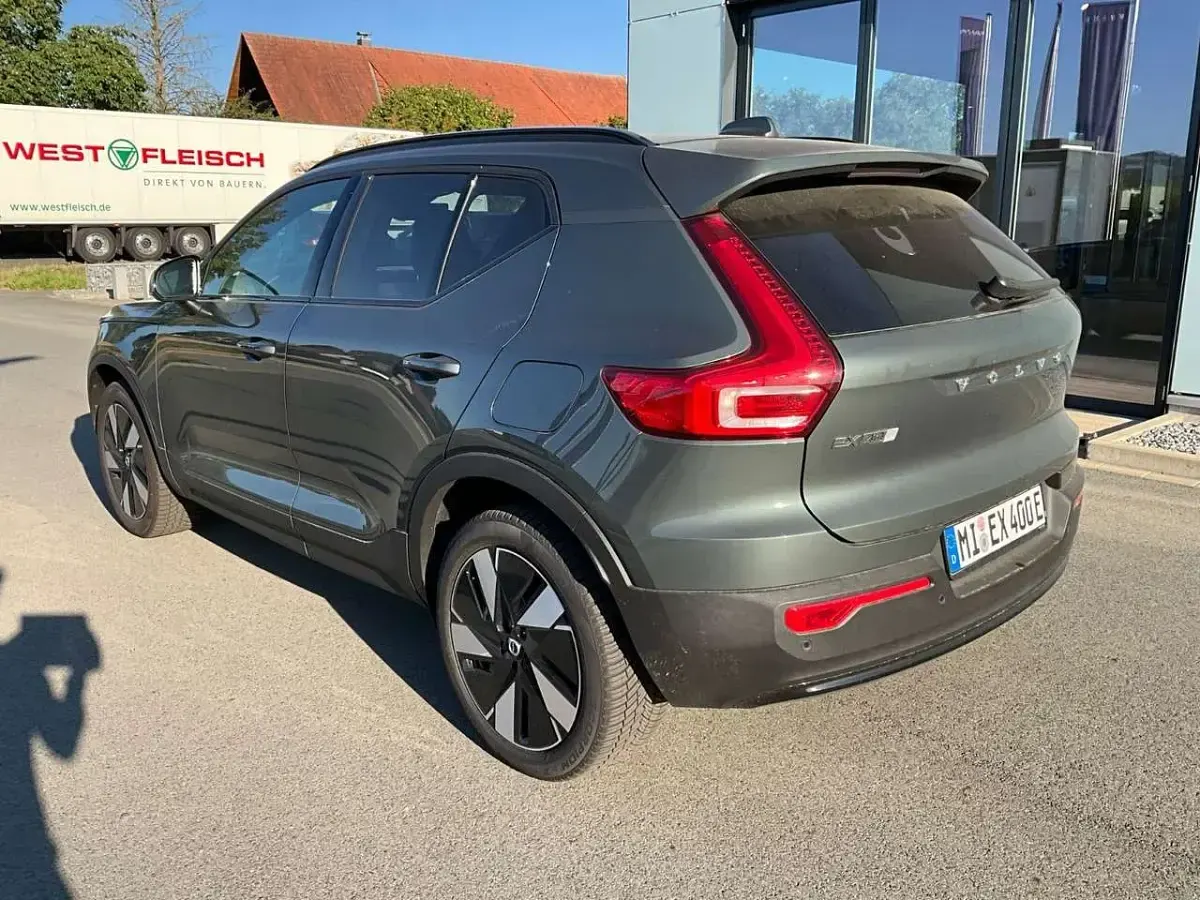 Gebraucht Volvo EX40 Plus 185 kW (252 PS) 2026 Grün SUV