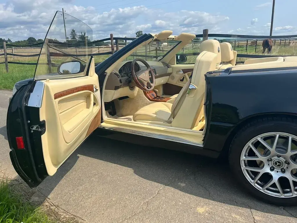 Gebraucht Mercedes SL280 204 PS (150 kW) 1999 Schwarz Cabrio