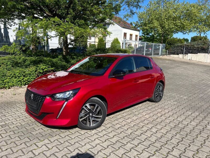 Rot Gebraucht 2022 Peugeot 208 Allure Kleinwagen | 13.480 € (Superpreis) - Bild 1/4