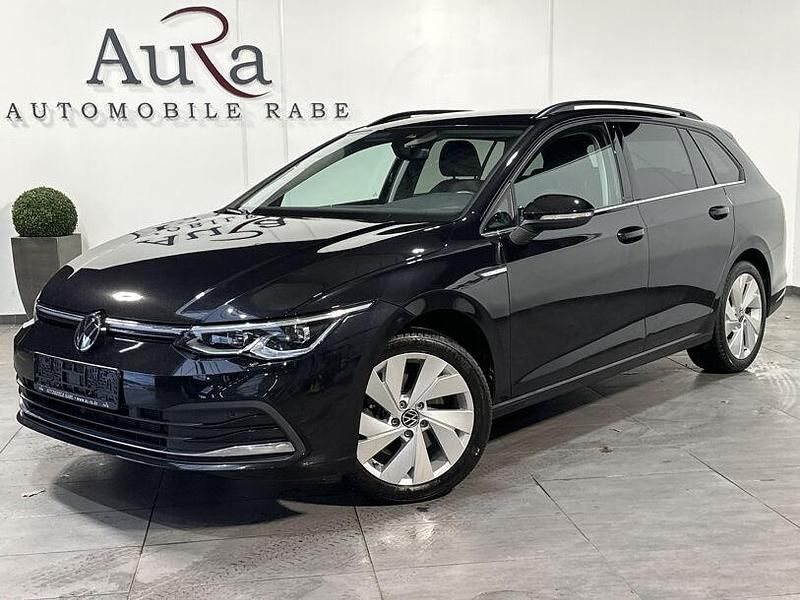 Gebraucht VW Golf VIII Style 150 PS (110 kW) 2022 Deep black Kombi