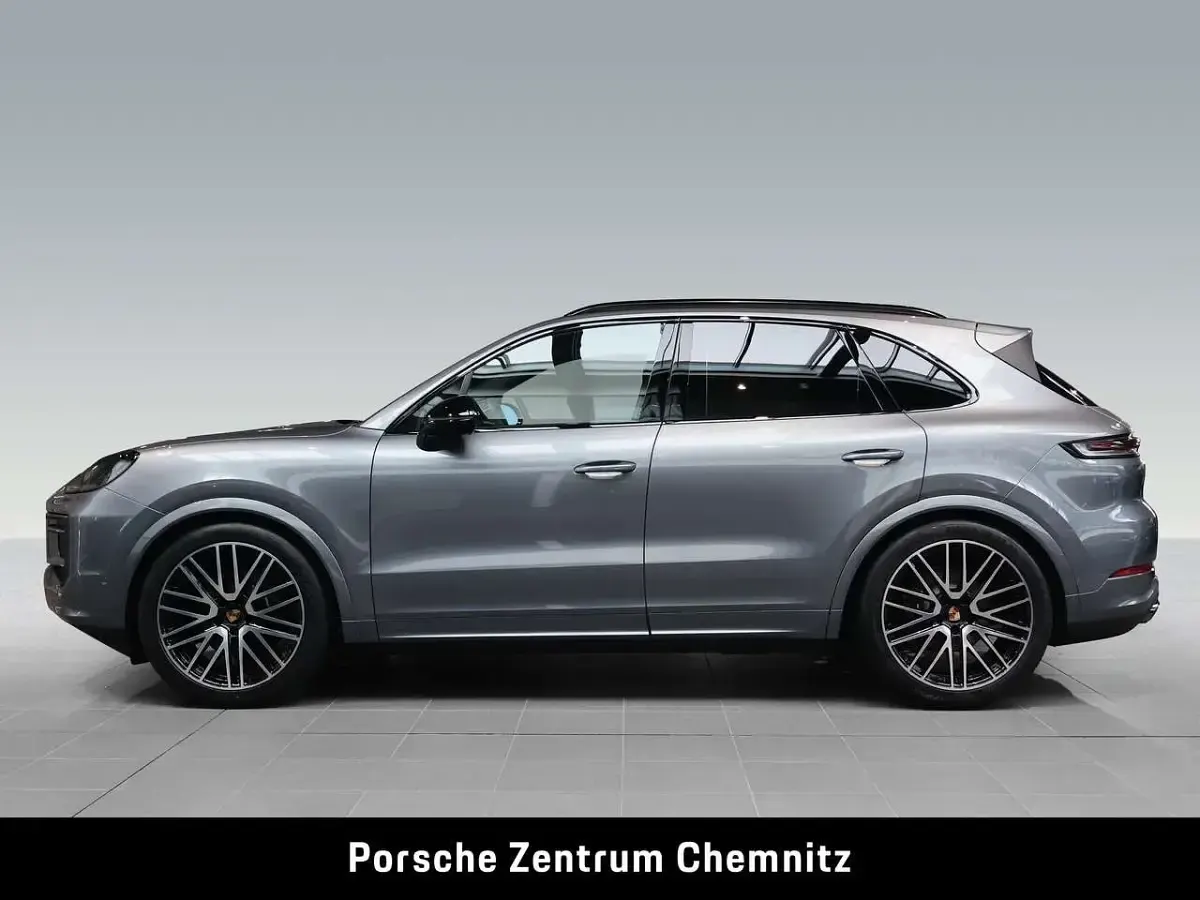 Używany Porsche Cayenne 354 KM (260 kW) 2026 Szary SUV