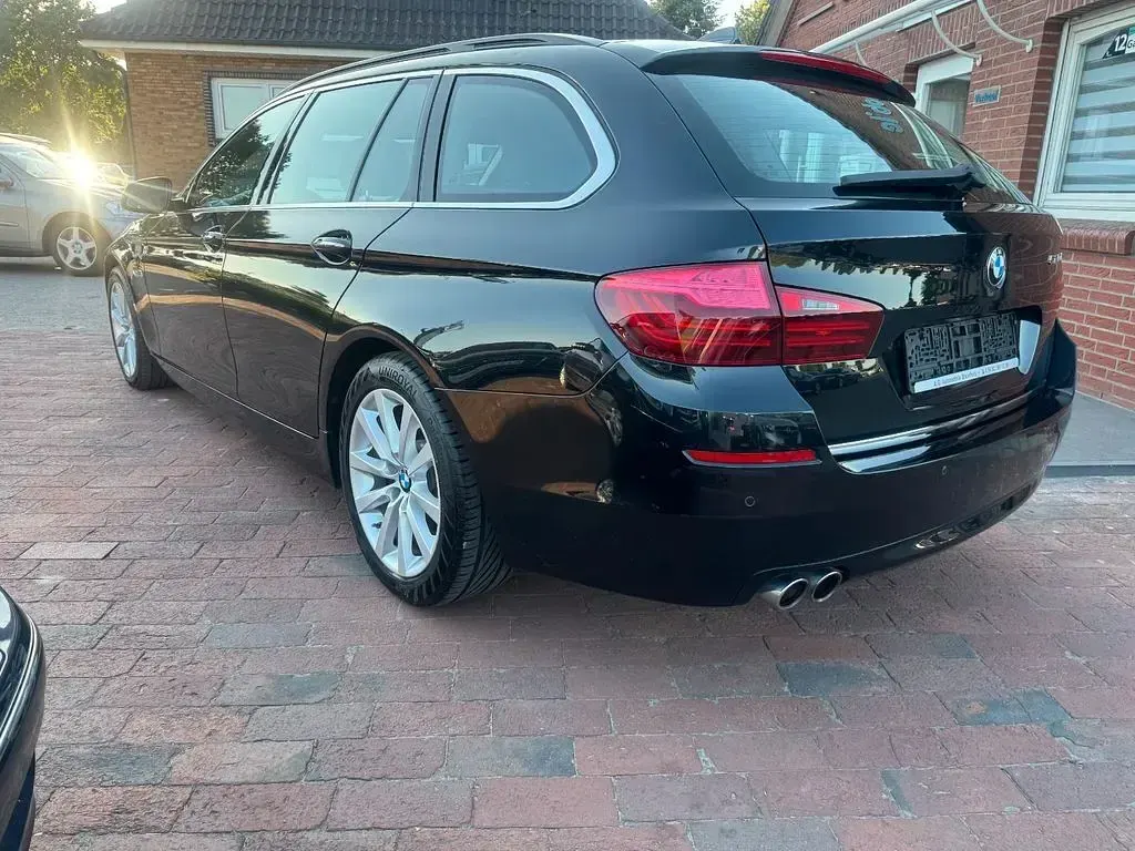 Gebraucht BMW 520 Luxury Line 184 PS (135 kW) 2014 Schwarz Kombi
