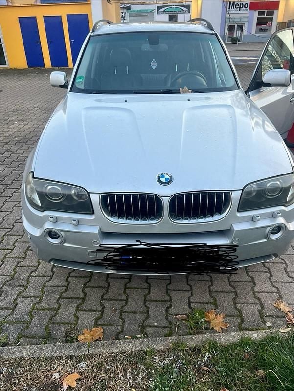 Grau Gebraucht 2005 BMW X3 SUV | 3.200 € (Guter Preis) - Bild 1/4