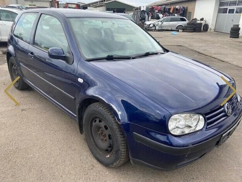 Gebraucht VW Golf IV 125 PS (91 kW) 2002 Blau Limousine
