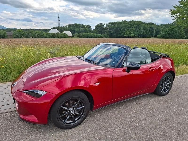 Rot Gebraucht 2016 Mazda MX5 Sports-Line Cabrio | 17.300 € (Fairer Preis) - Bild 1/4