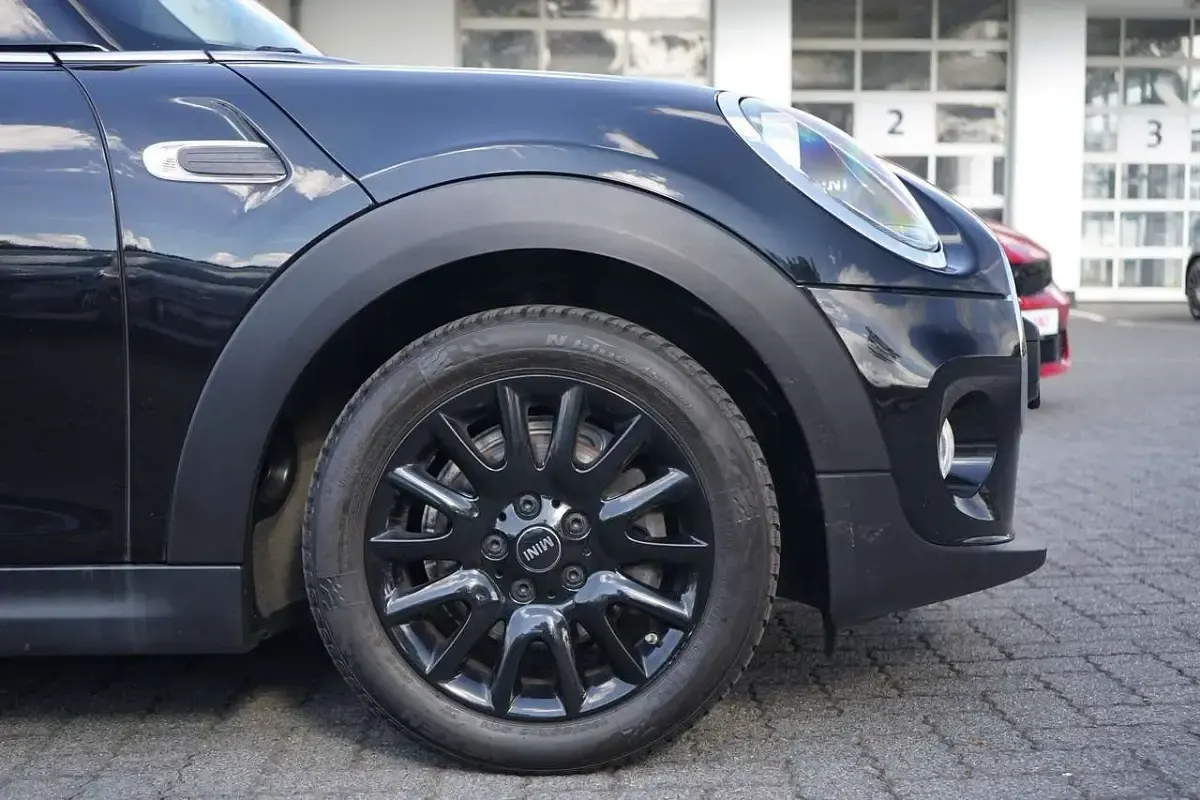 Gebraucht Mini ONE 102 PS (75 kW) 2019 Schwarz Kleinwagen