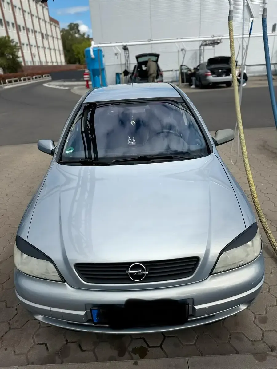 Gebraucht Opel Astra 101 PS (74 kW) 2001 Silber Coupé
