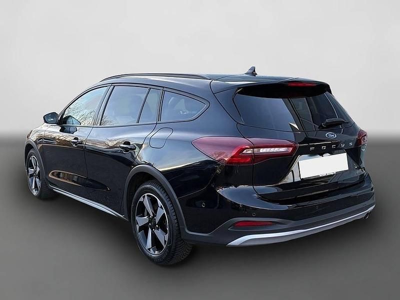 Gebraucht Ford Focus Active X 155 PS (114 kW) 2023 Schwarz Kombi