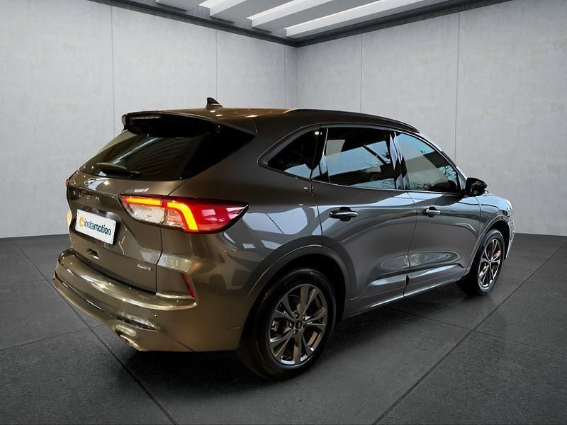 Gebraucht Ford Kuga 190 PS (139 kW) 2021 Grau SUV