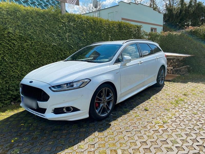 Gebraucht Ford Mondeo ST-Line 165 PS (121 kW) 2018 Weiß Kombi