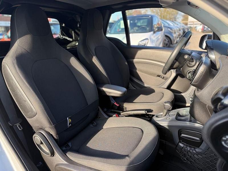 Gebraucht Smart ForTwo Cabrio Passion 90 PS (66 kW) 2017 Rot Cabrio