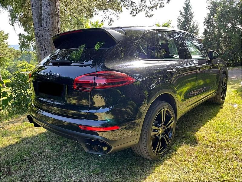 Gebraucht Porsche Cayenne 299 PS (219 kW) 2011 Schwarz SUV