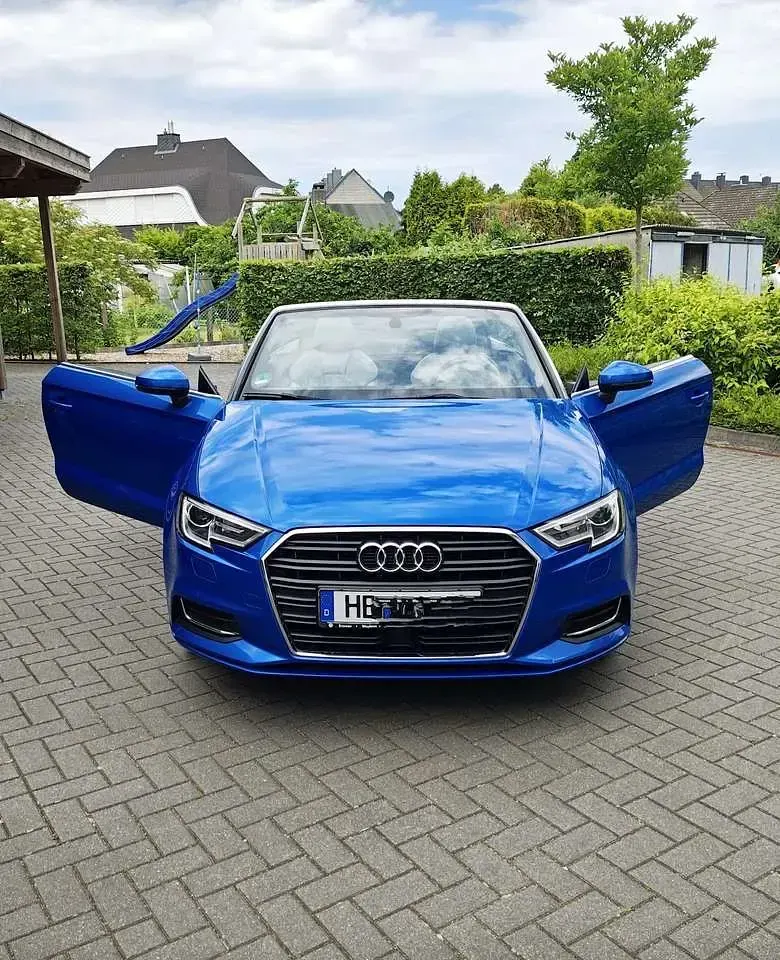 Gebraucht Audi A3 Cabriolet Design 150 PS (110 kW) 2018 Blau Cabrio