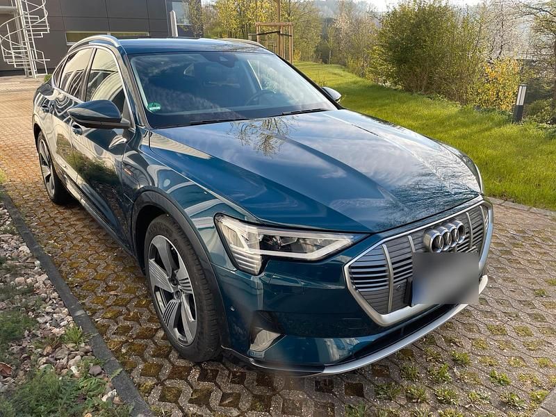 Gebraucht Audi e-tron Ambiente 300 kW (408 PS) 2020 Blau SUV