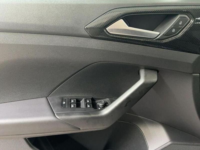 Gebraucht VW T-Cross 116 PS (85 kW) 2024 Grau SUV