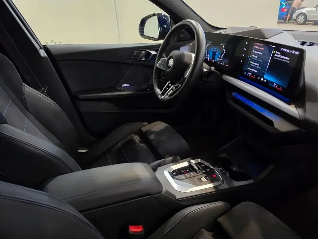 Gebraucht BMW 220 Performance 170 PS (125 kW) 2025 Blau Limousine