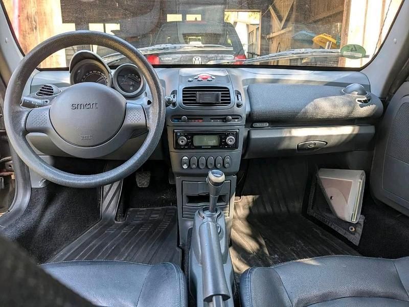 Second-hand Smart Roadster 61 CP (44 kW) 2004 Negru Cabrio