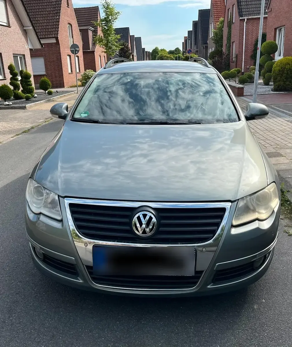Gebraucht VW Passat 140 PS (102 kW) 2006 Grau Kombi