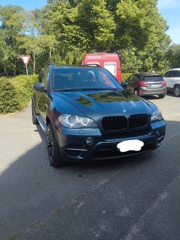 Grau Gebraucht 2011 BMW X5 Exclusive SUV | 16.000 € (Guter Preis) - Bild 1/4