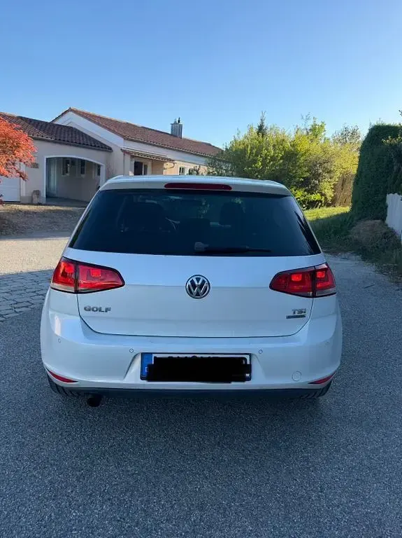 Second-hand VW Golf VII Trendline 105 CP (77 kW) 2013 Alb Berlinǎ