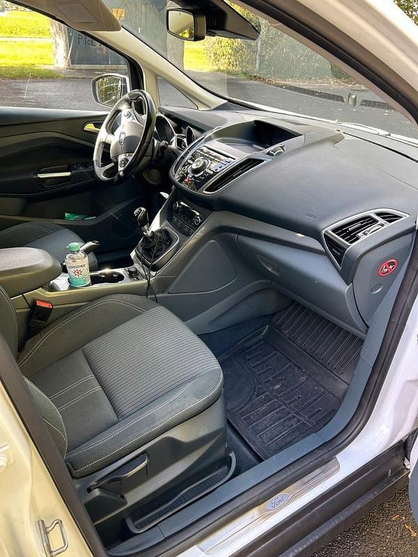 Gebraucht Ford C-MAX Titanium 140 PS (102 kW) 2014 Weiß Van / Kleinbus
