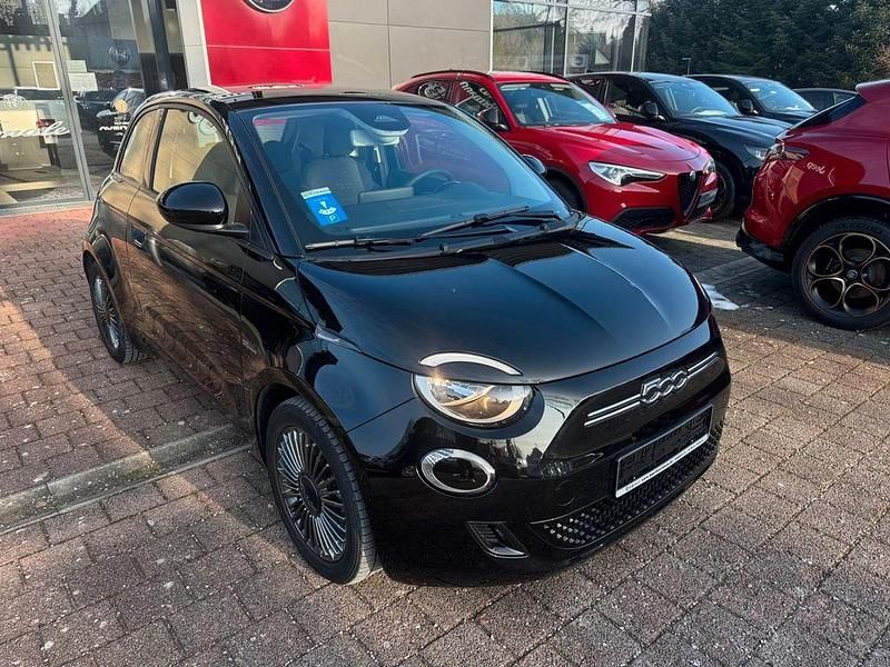 Gebraucht Fiat 500e Icon 86 kW (118 PS) 2021 Schwarz Kleinwagen