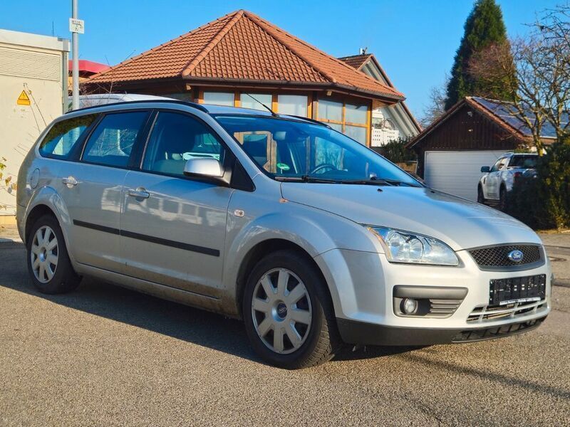 Silber Gebraucht 2007 Ford Focus Fun X Kombi | 1.500 € (Guter Preis) - Bild 1/4
