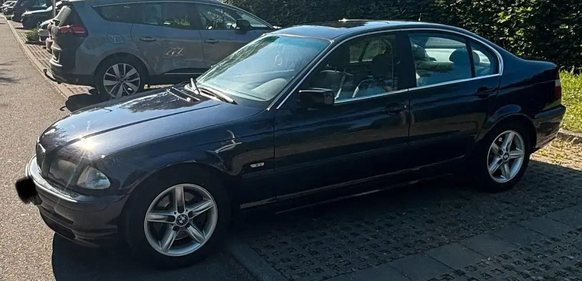 Gebraucht BMW 328 193 PS (141 kW) 1998 Blau Limousine