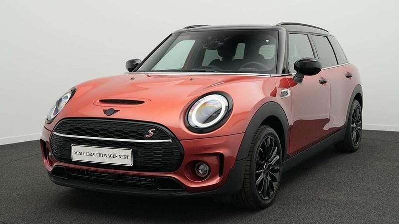 Rot Gebraucht 2024 Mini Cooper S Clubman Classic Kombi | 31.184 € (Guter Preis) - Bild 1/4