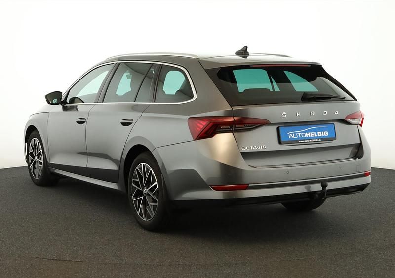 Gebraucht Skoda Octavia Style 150 PS (110 kW) 2023 Graphite grey metallic Kombi
