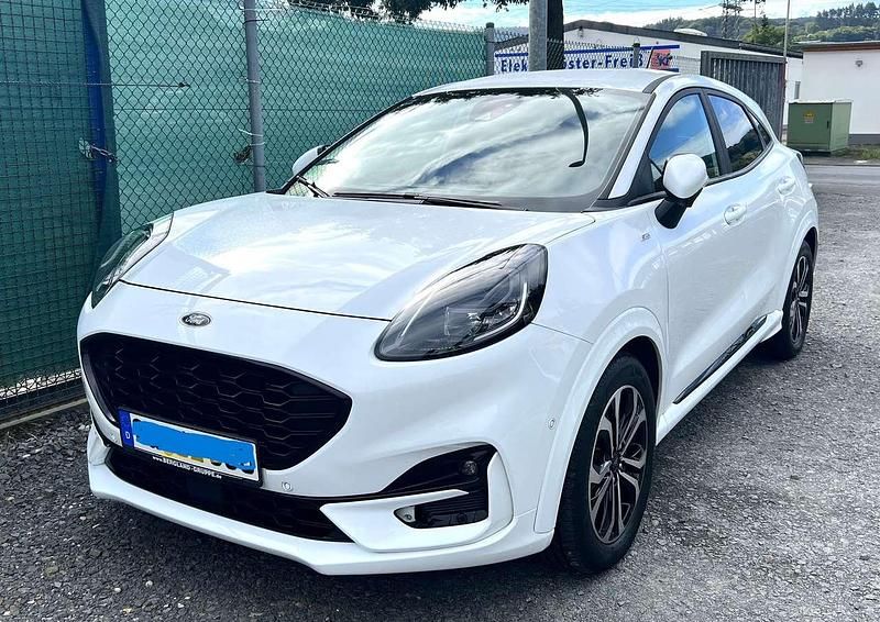 Weiß Gebraucht 2023 Ford Puma Gen-E ST-Line SUV | 22.490 € (Fairer Preis) - Bild 1/4