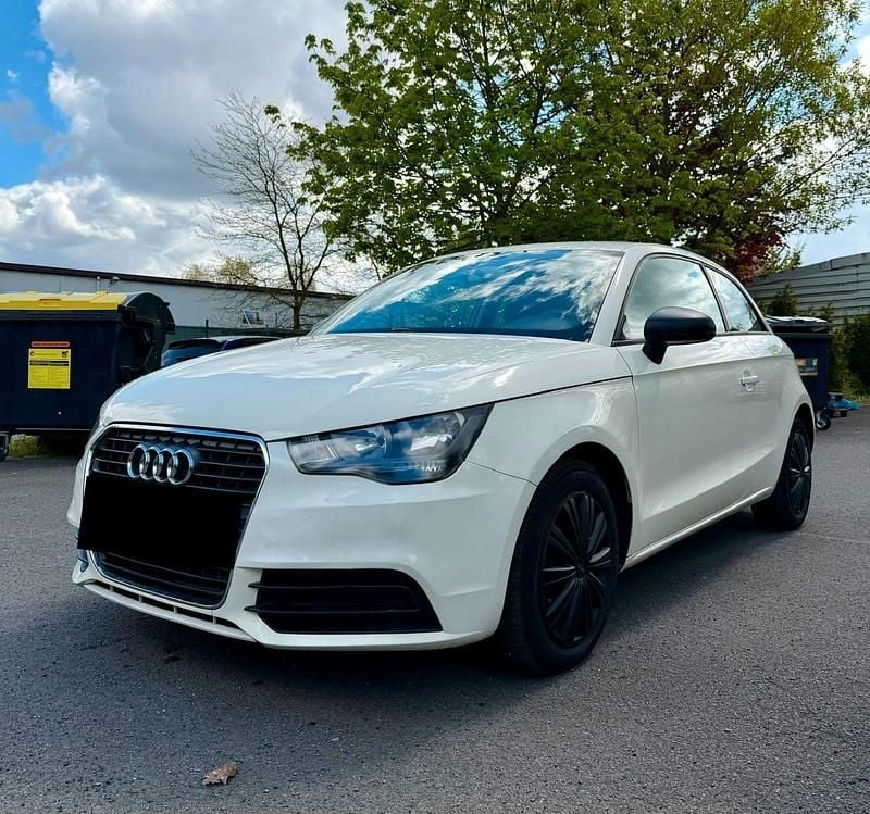 Second-hand Audi A1 86 CP (63 kW) 2011 Alb Hatchback