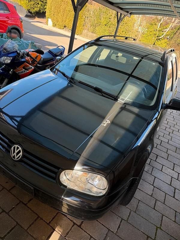 Gebraucht VW Golf IV 100 PS (73 kW) 2006 Schwarz Kombi