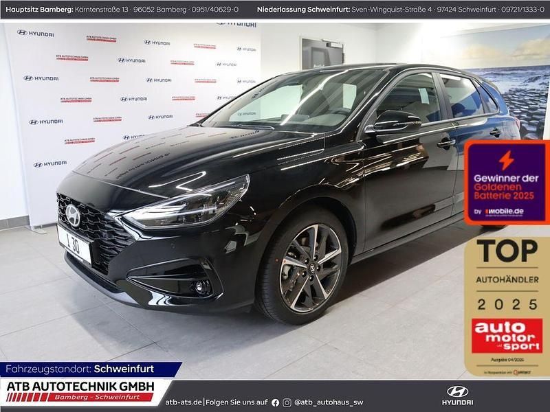 Schwarz (abyss black / mineraleffekt (schwarz)) Neu 2025 Hyundai i30 Advantage Limousine | 24.990 € (Etwas zu teuer) - Bild 1/4