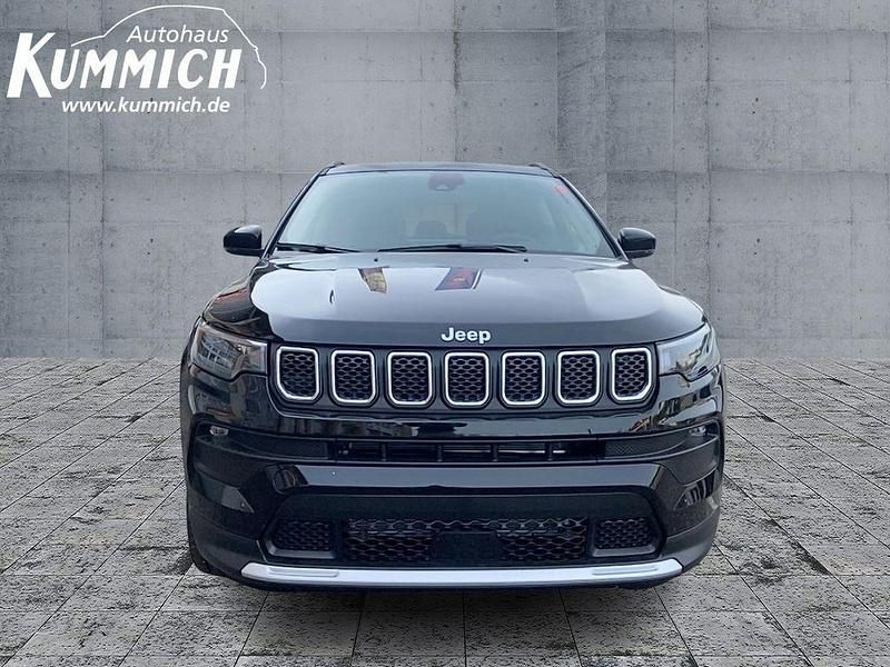 Gebraucht Jeep Compass Limited 190 PS (139 kW) 2022 Schwarz SUV