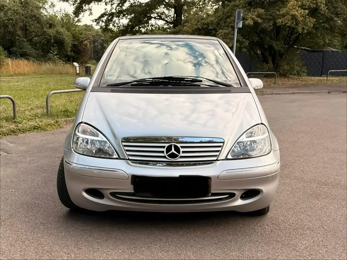 Gebraucht Mercedes A160 Elegance 102 PS (75 kW) 2003 Silber Kleinwagen
