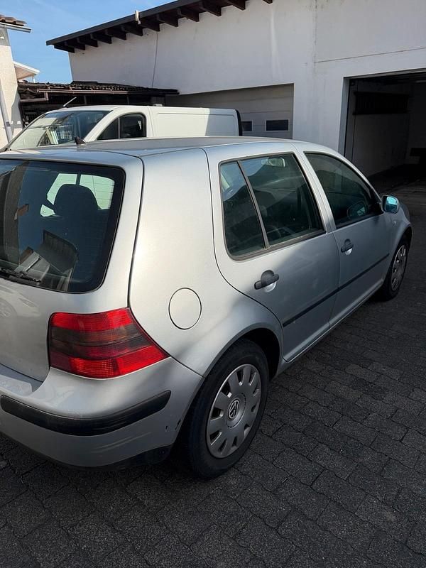 Gebraucht VW Golf IV 80 PS (58 kW) 2002 Grau Kleinwagen