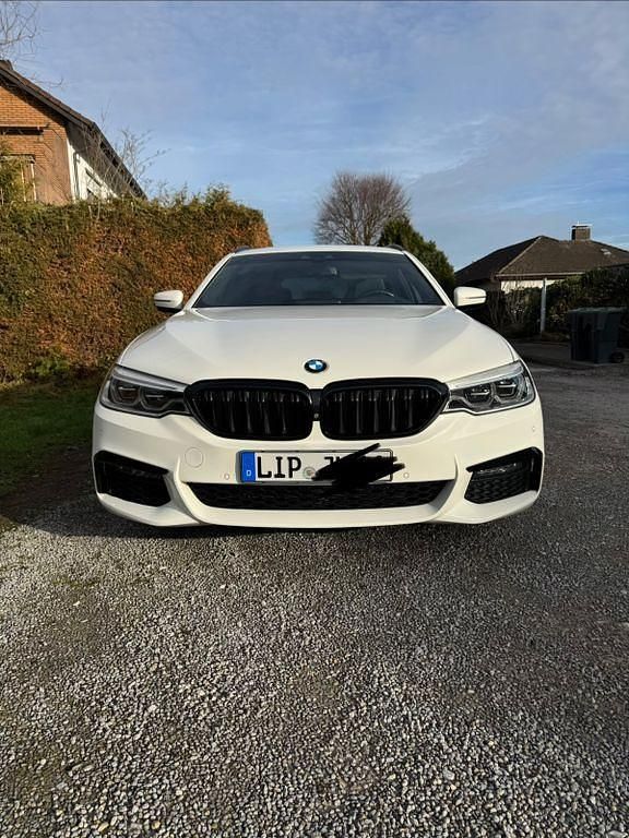 Gebraucht BMW 540 M Sport 320 PS (235 kW) 2019 Weiß Kombi