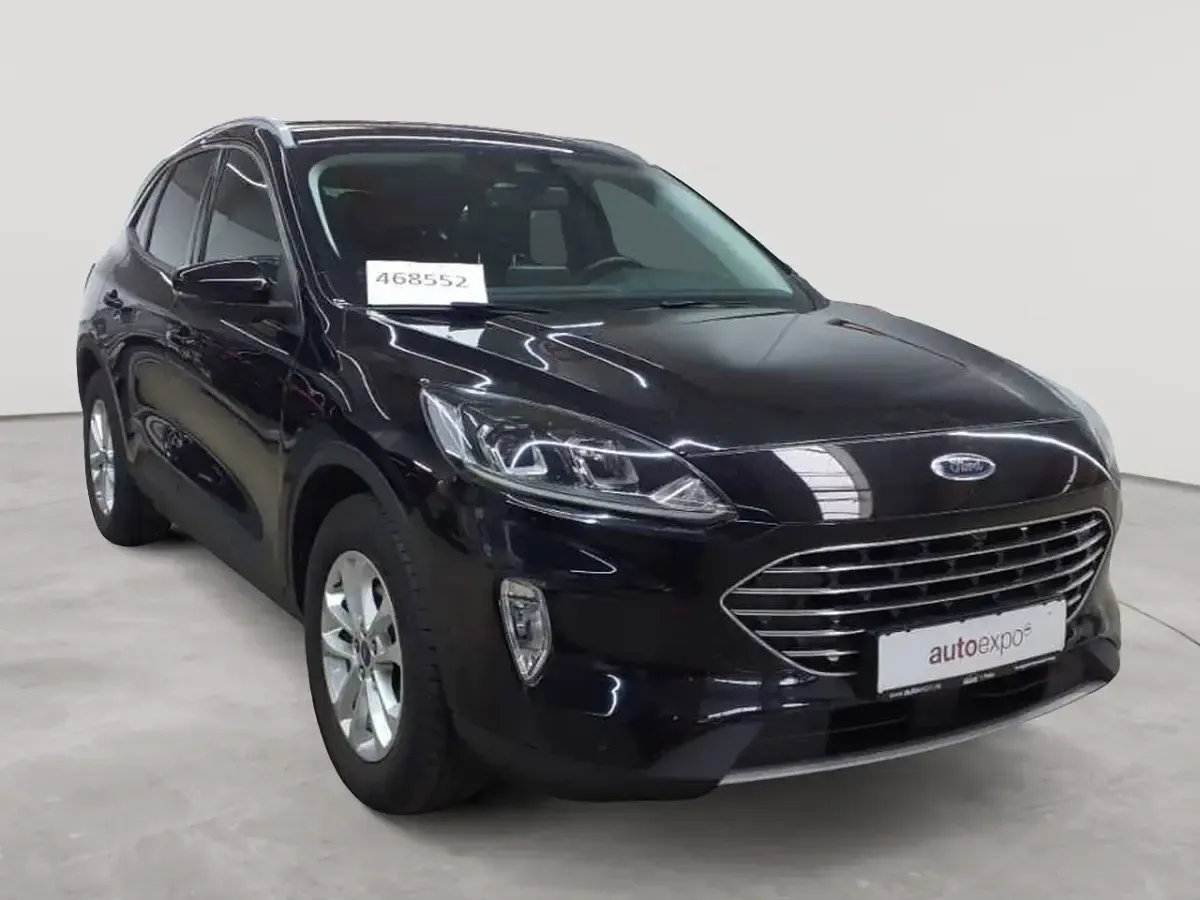 Usado Ford Kuga Titanium 120 HP (88 kW) 2023 SUV