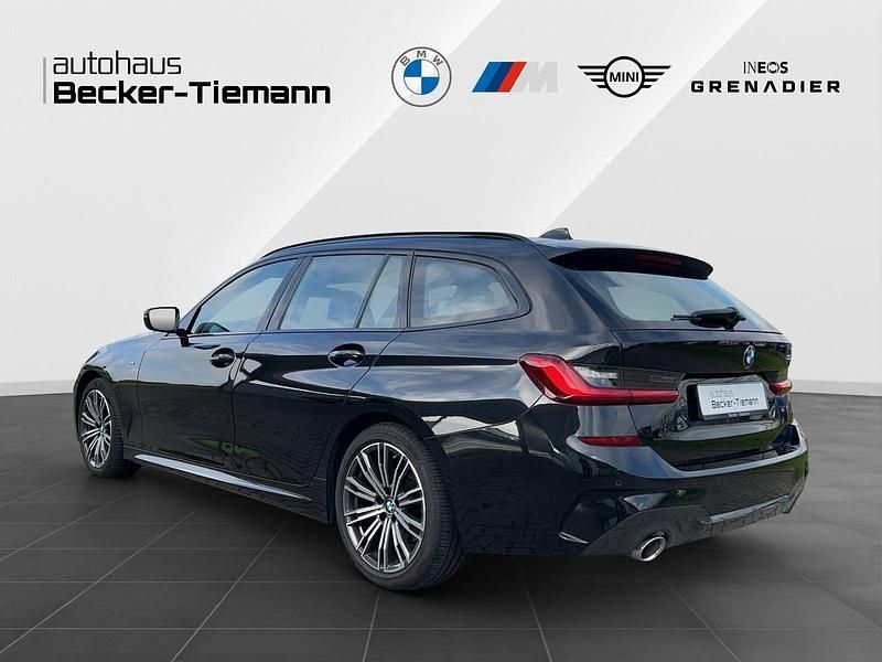 Gebraucht BMW 320 Efficient Dynamics 190 PS (139 kW) 2020 Saphirschwarz Kombi